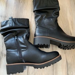 NEW Sun + Stone Black Lug Sole Slouchy Platform Boots